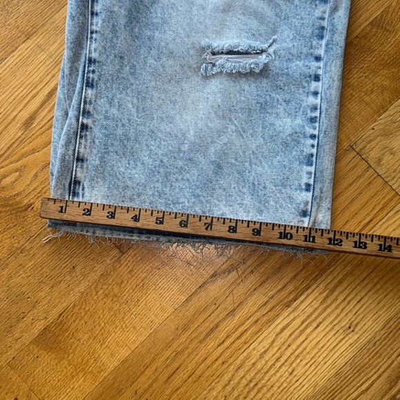 Classic Blue Denim Women's Jeans wide cut - Picture 3 of 7